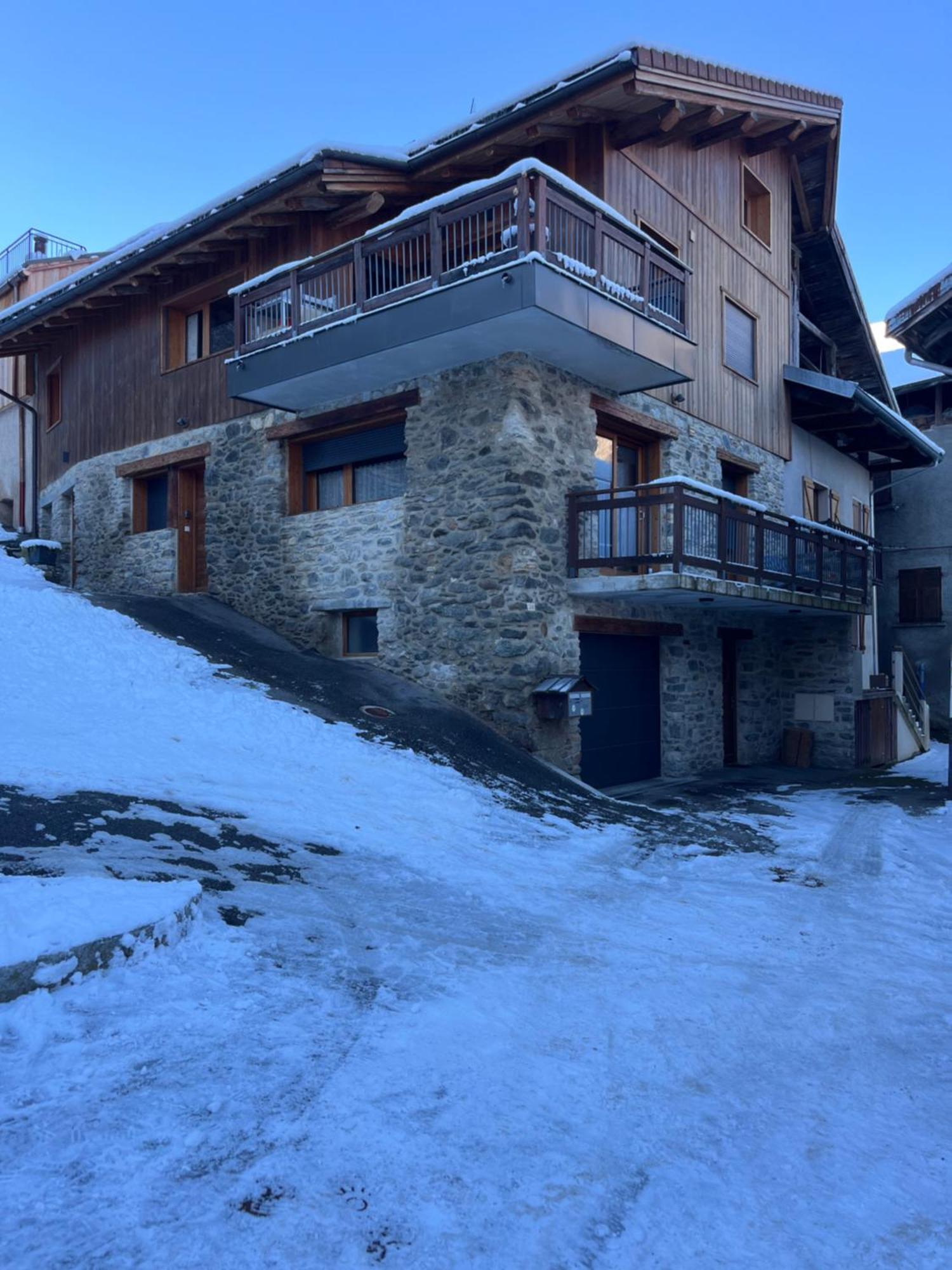 Maison De Village Au Pied Des 3 Vallees Villarlurin Экстерьер фото